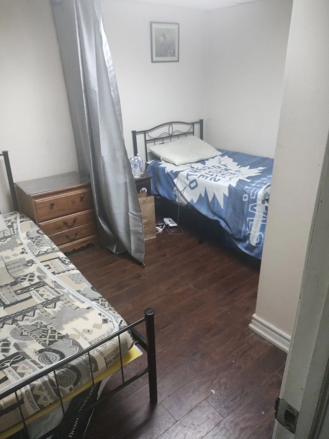 Sharing Room for rent in basement for men - photo 3