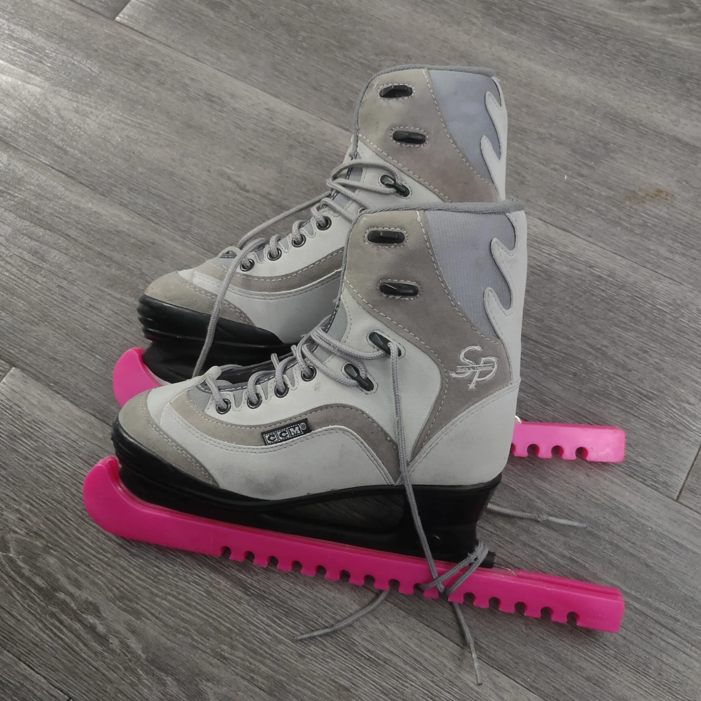 SP Teri Ice Skates - Size 5