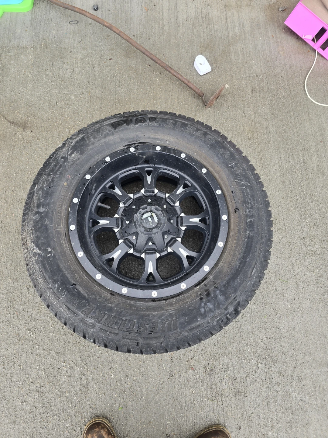 Fuel Offroad Wheels Tire 275/65R18 - photo 3