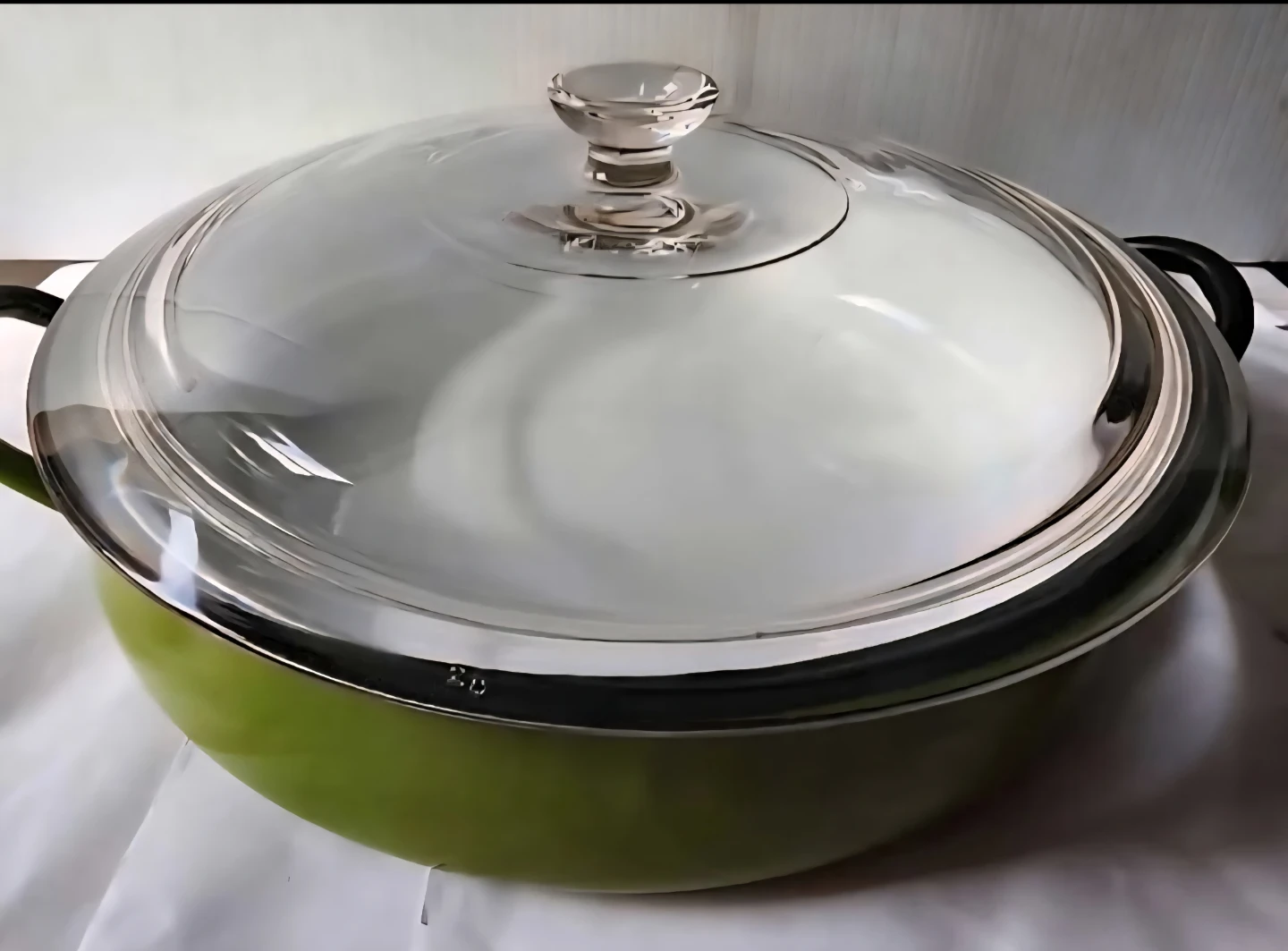 ENAMEL POT