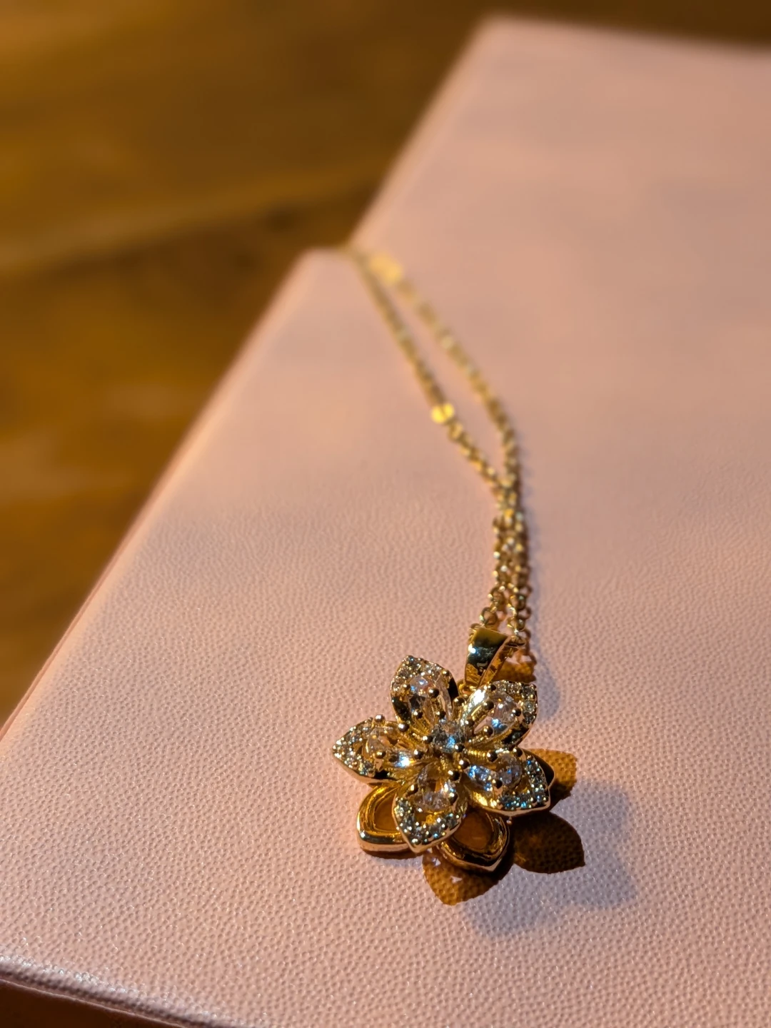 Nush 18 K gold plated Rapunzel gold-tone flower pendant necklace