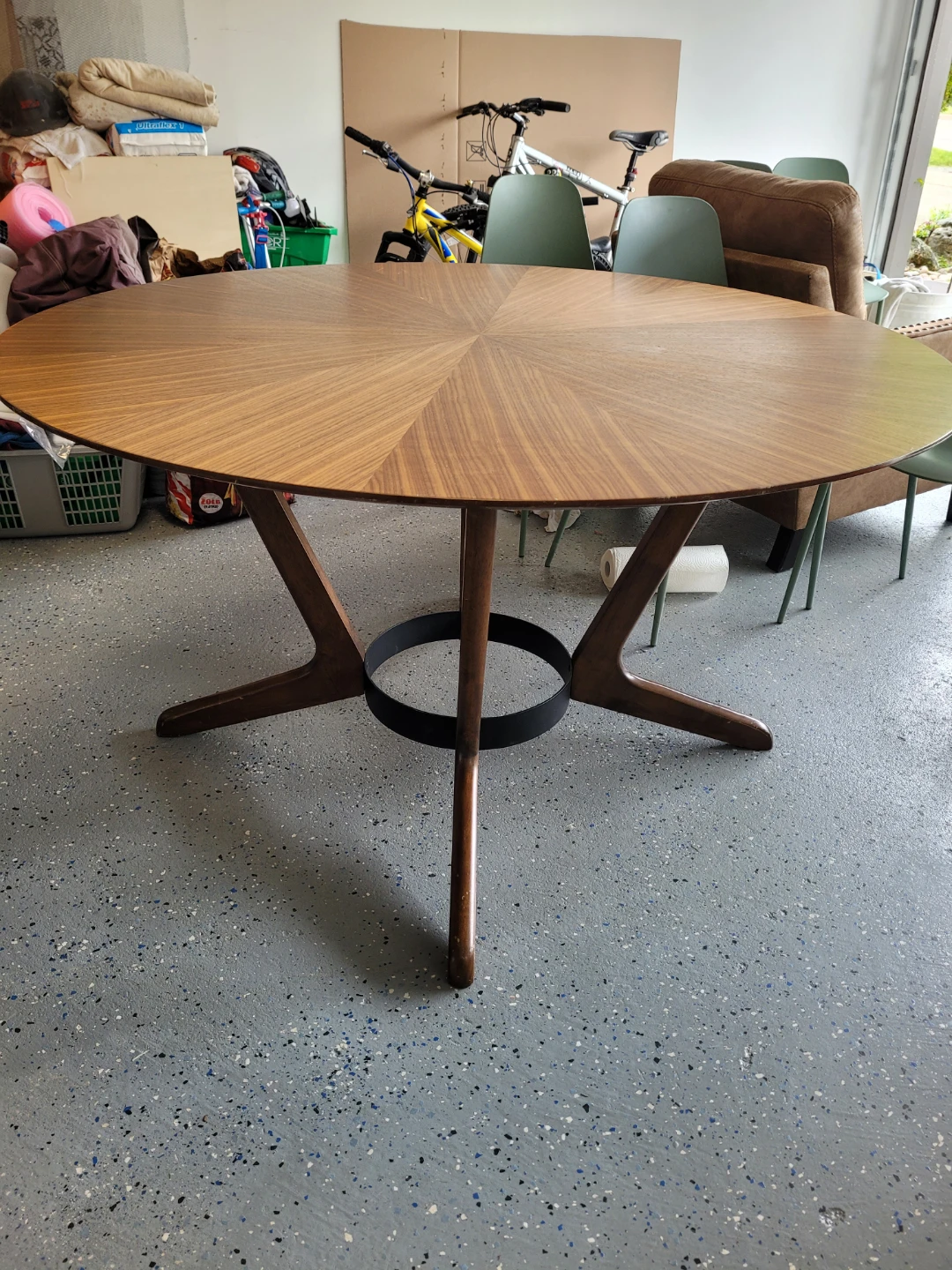 Round Wood Dining Table