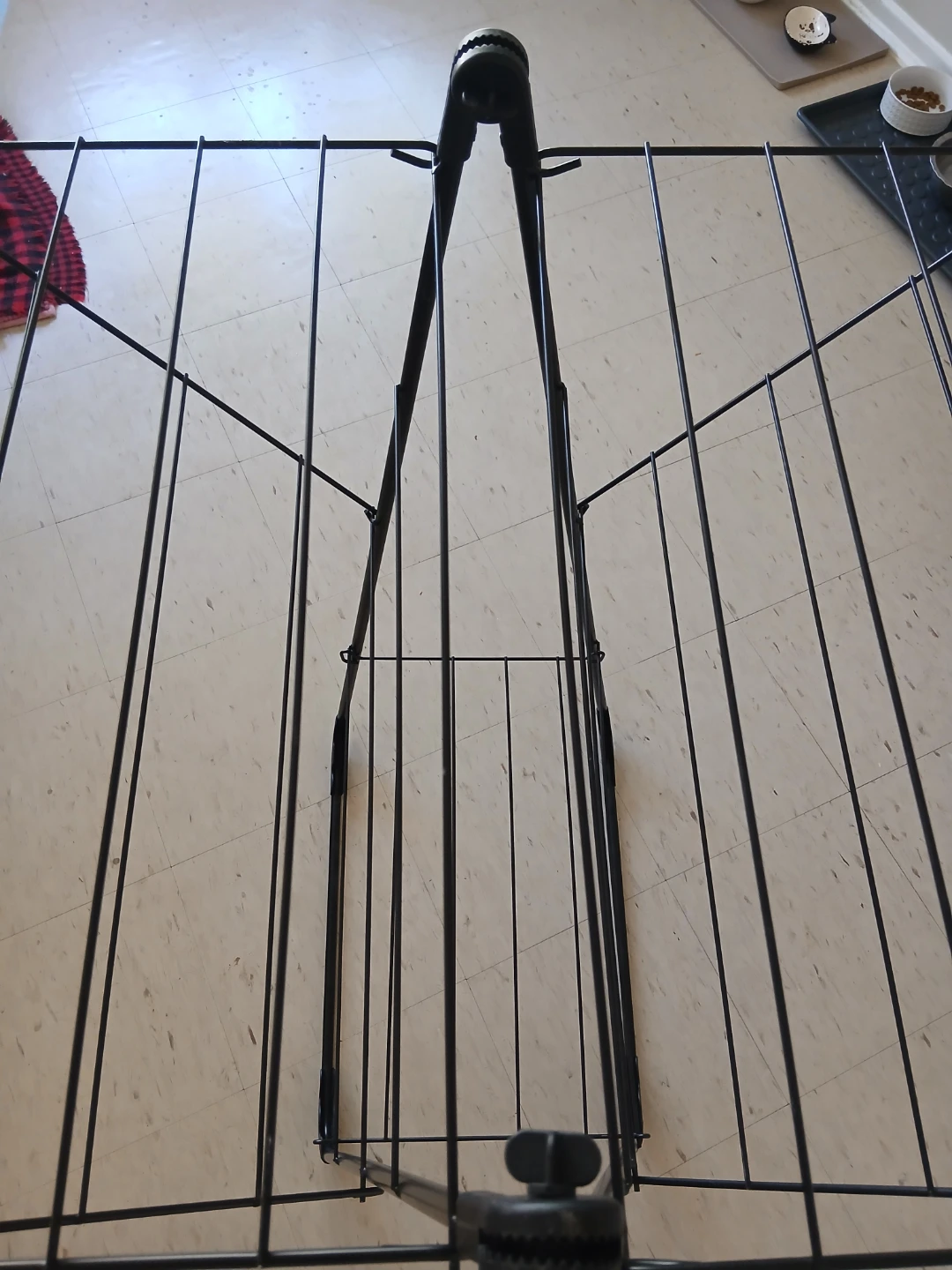 Black Metal Drying Rack - photo 2