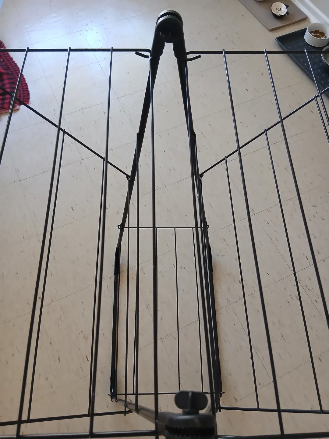 Black Metal Drying Rack - photo 2