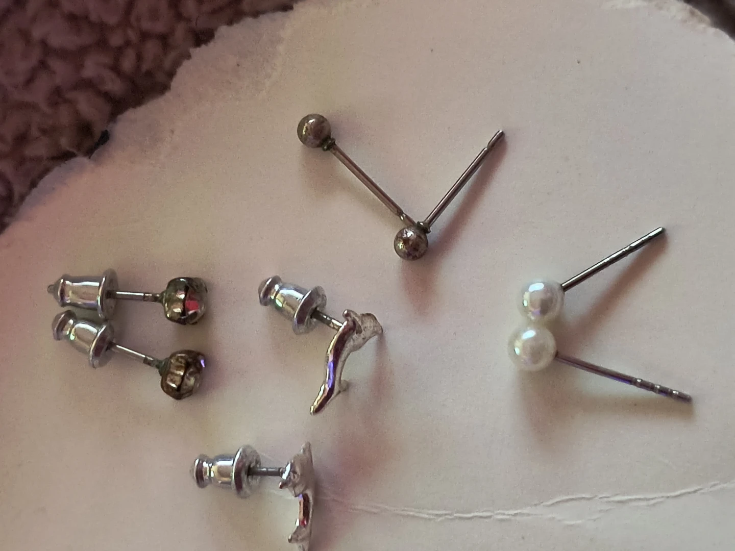 Assorted rings and earrings - photo 5