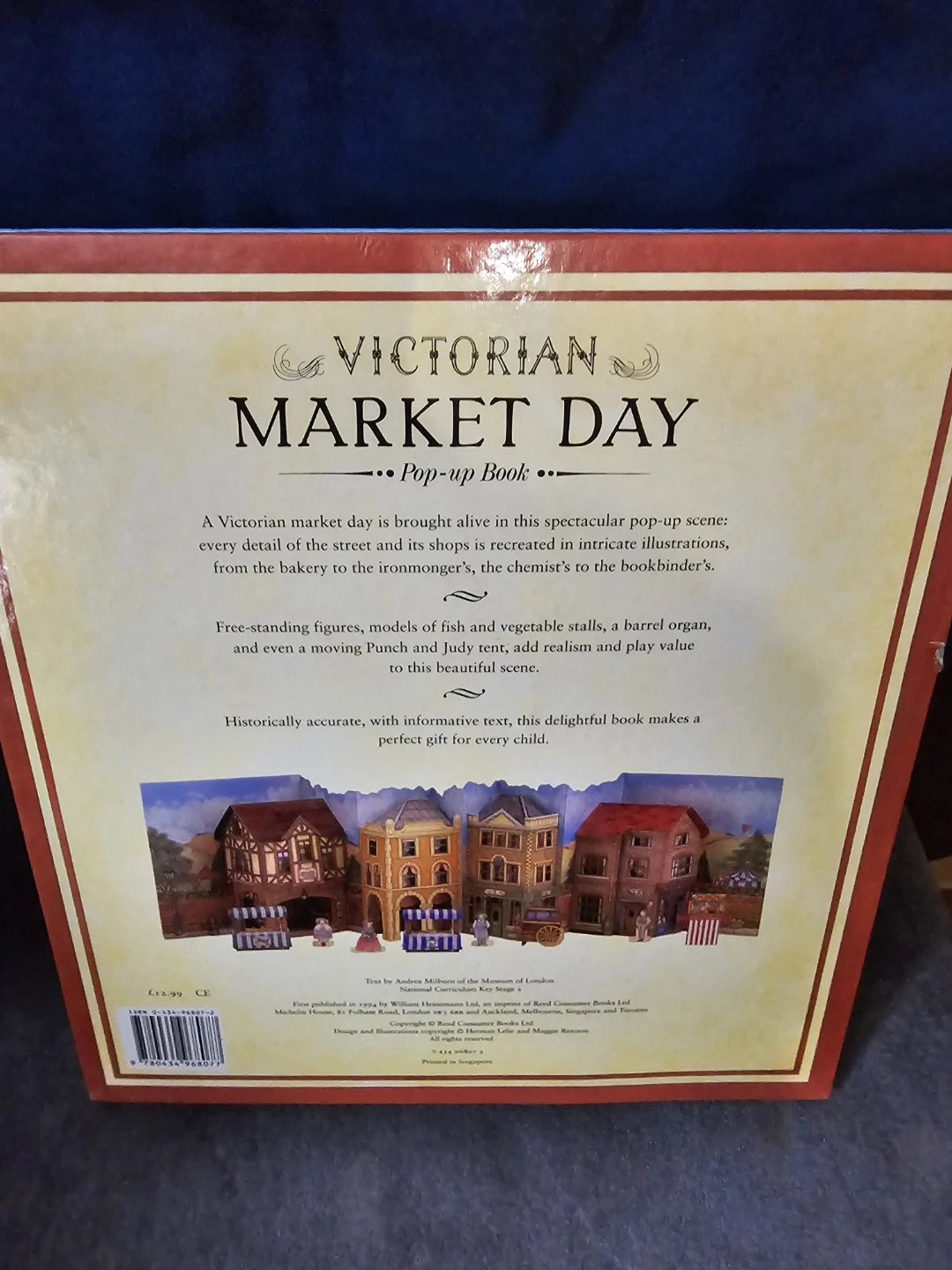 Victorian Market Day Pop-Up Book - photo 3