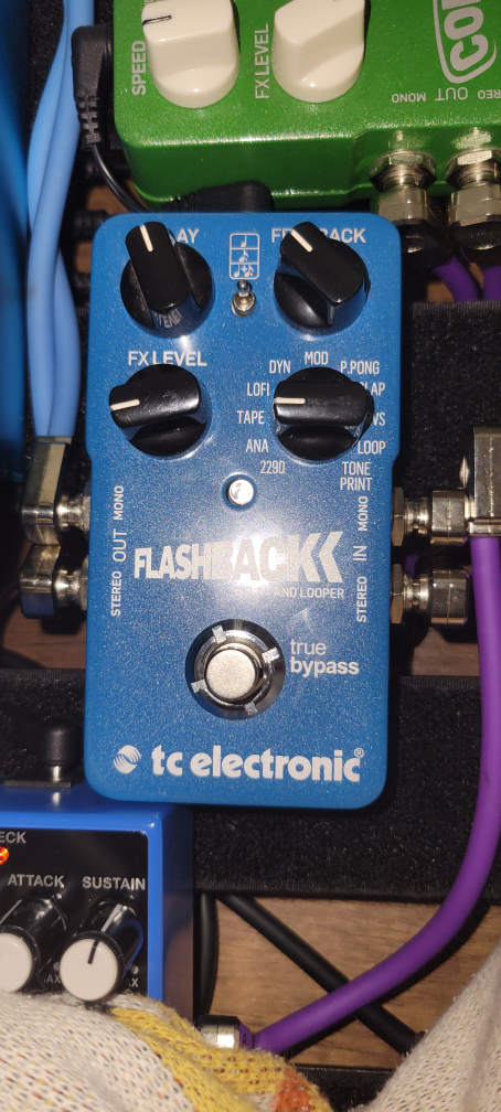 TC Electronic Flashback 2 Delay and Looper Guitar Effects Pedal