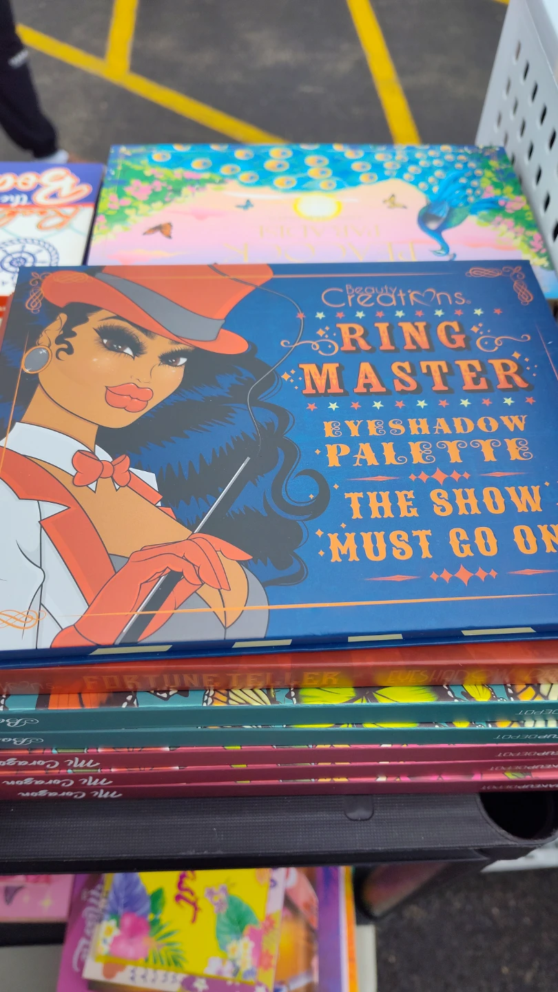 Beauty Creations Ring Master Eyeshadow Palette