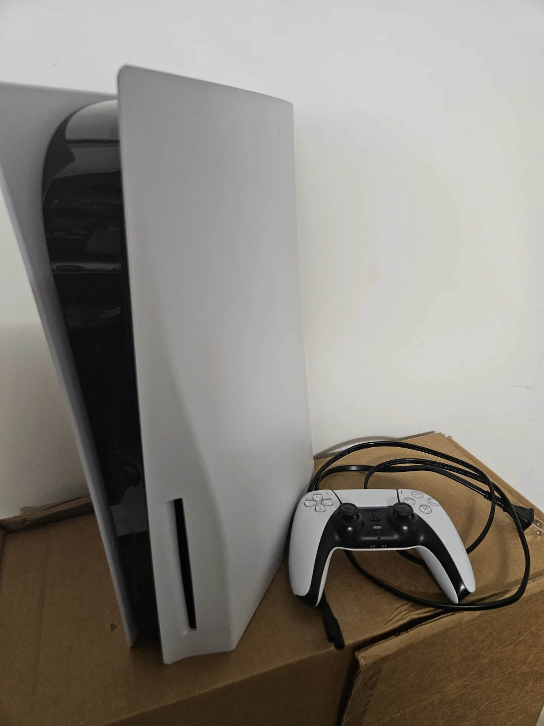 Sony PlayStation 5 Disc Edition with Controller (+ 2 games)