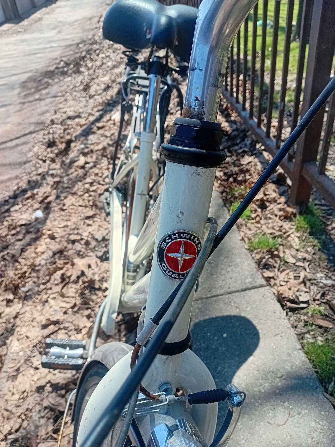Schwinn Cruiser Bike - photo 2