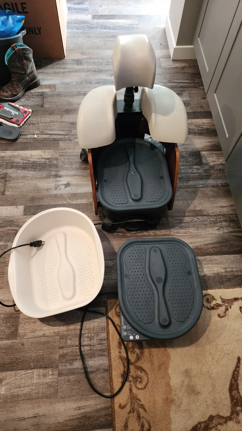 Pedicure Foot Spa by Continuum Footspas - photo 2