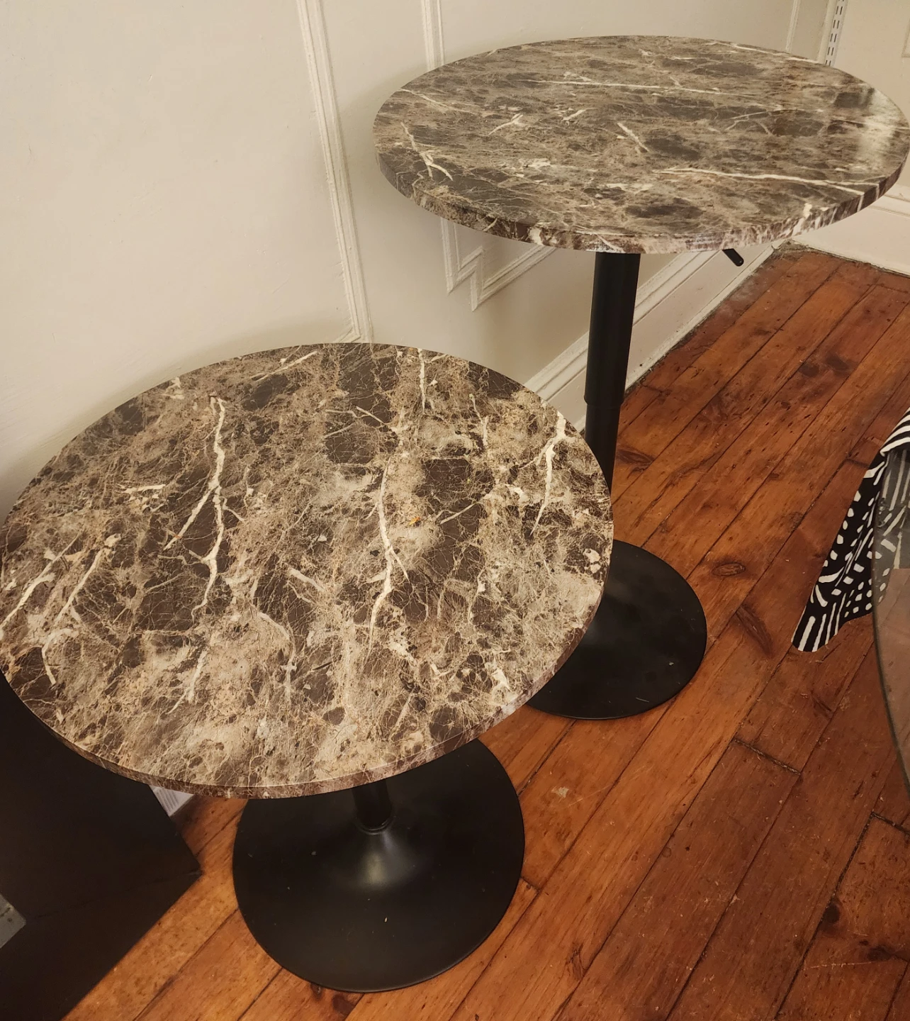 Adjustable Height Coffee/Pub Table