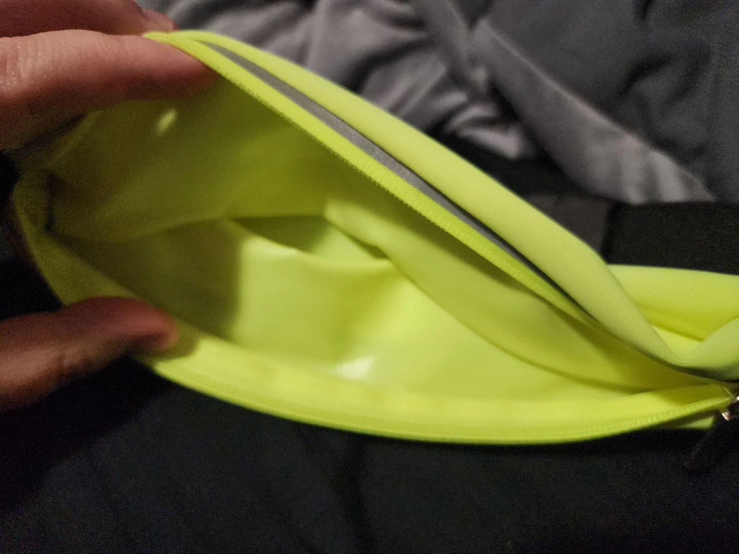 LED Running Belt with Zipper Pocket - photo 3