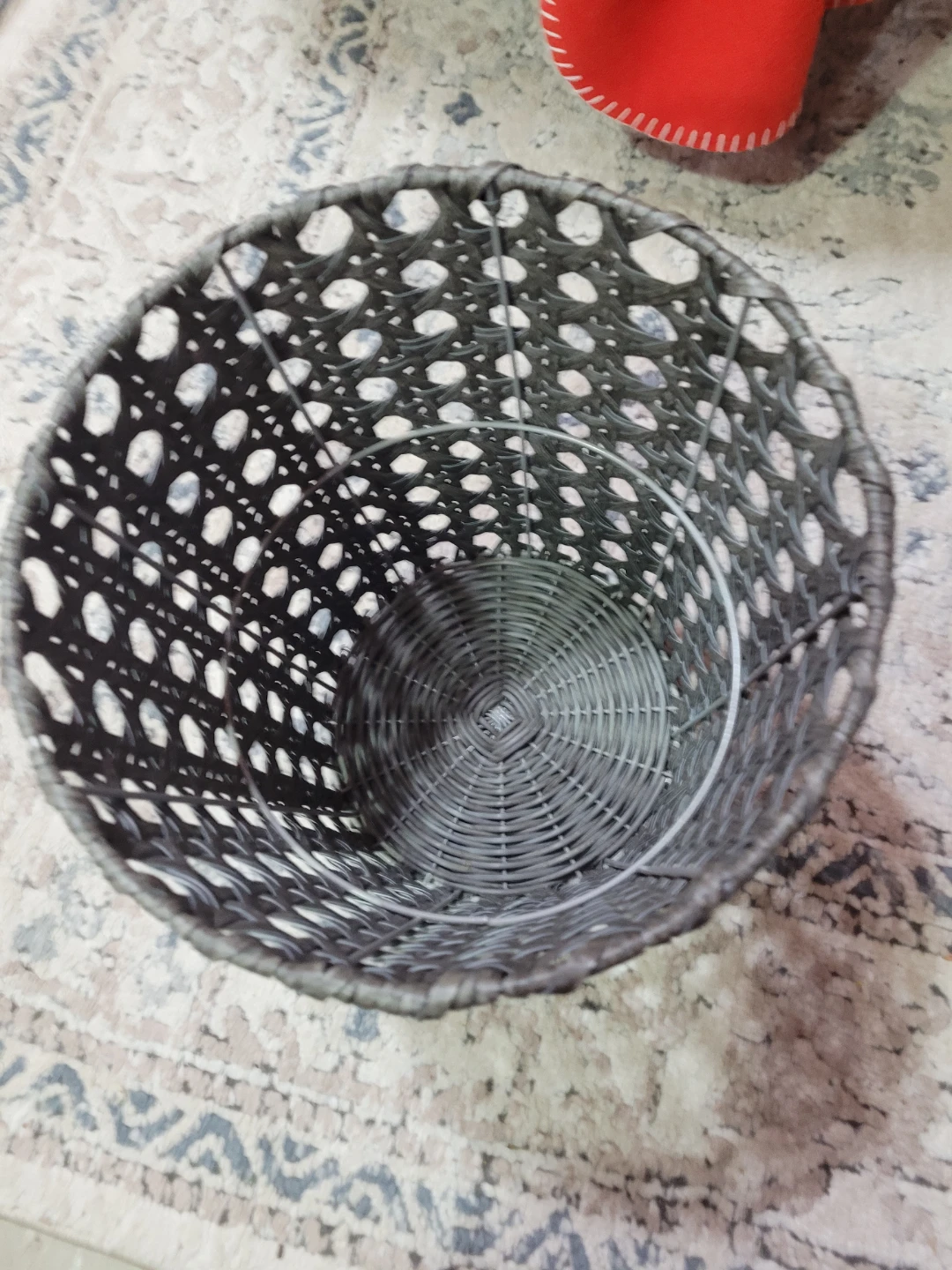 Woven storage basket