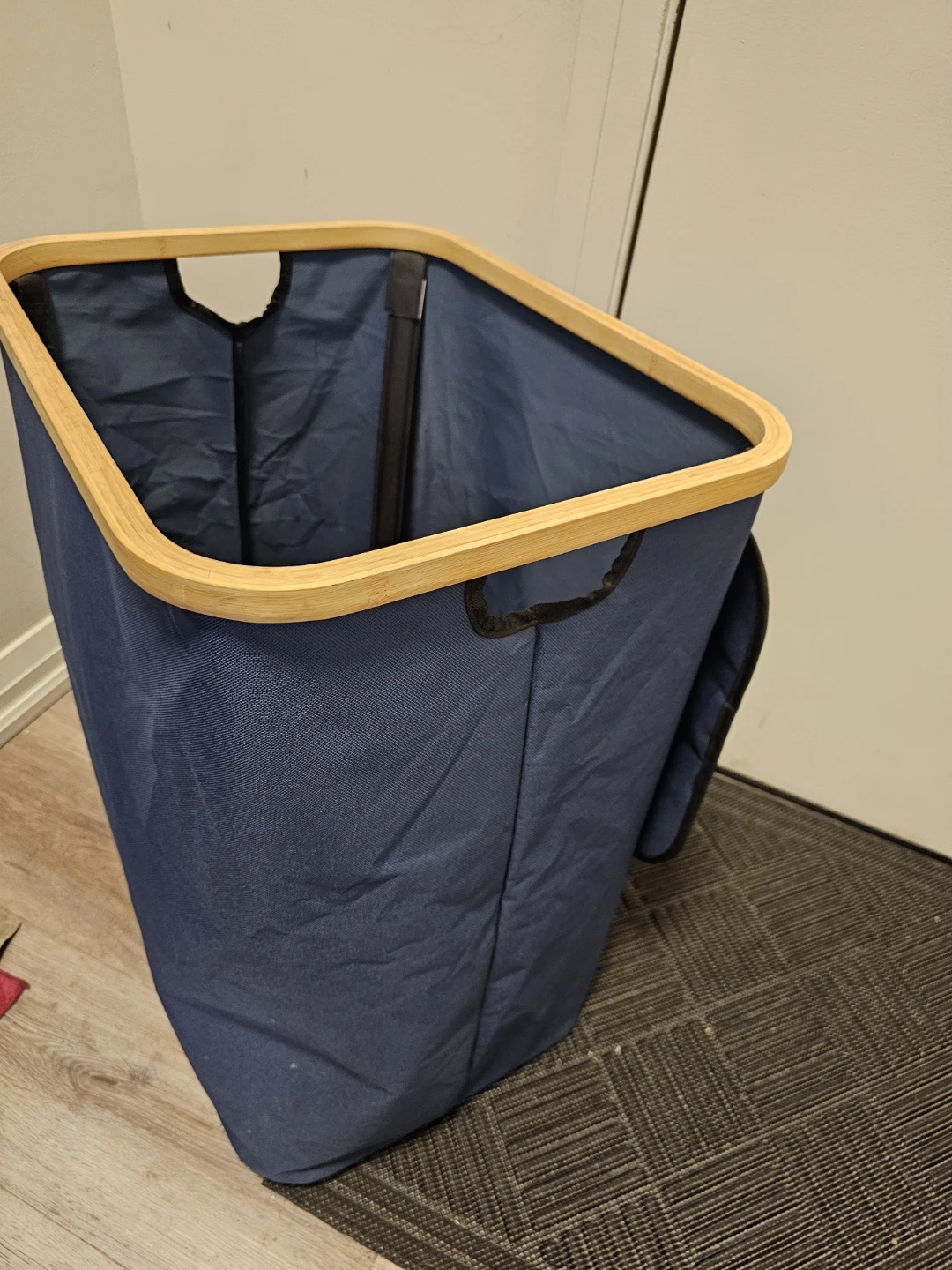 Blue fabric laundry hamper with wooden rim - photo 2