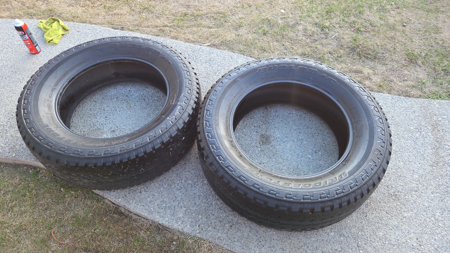 Set of 2 Bridgestone Dueler All-Terrain Tires - photo 2