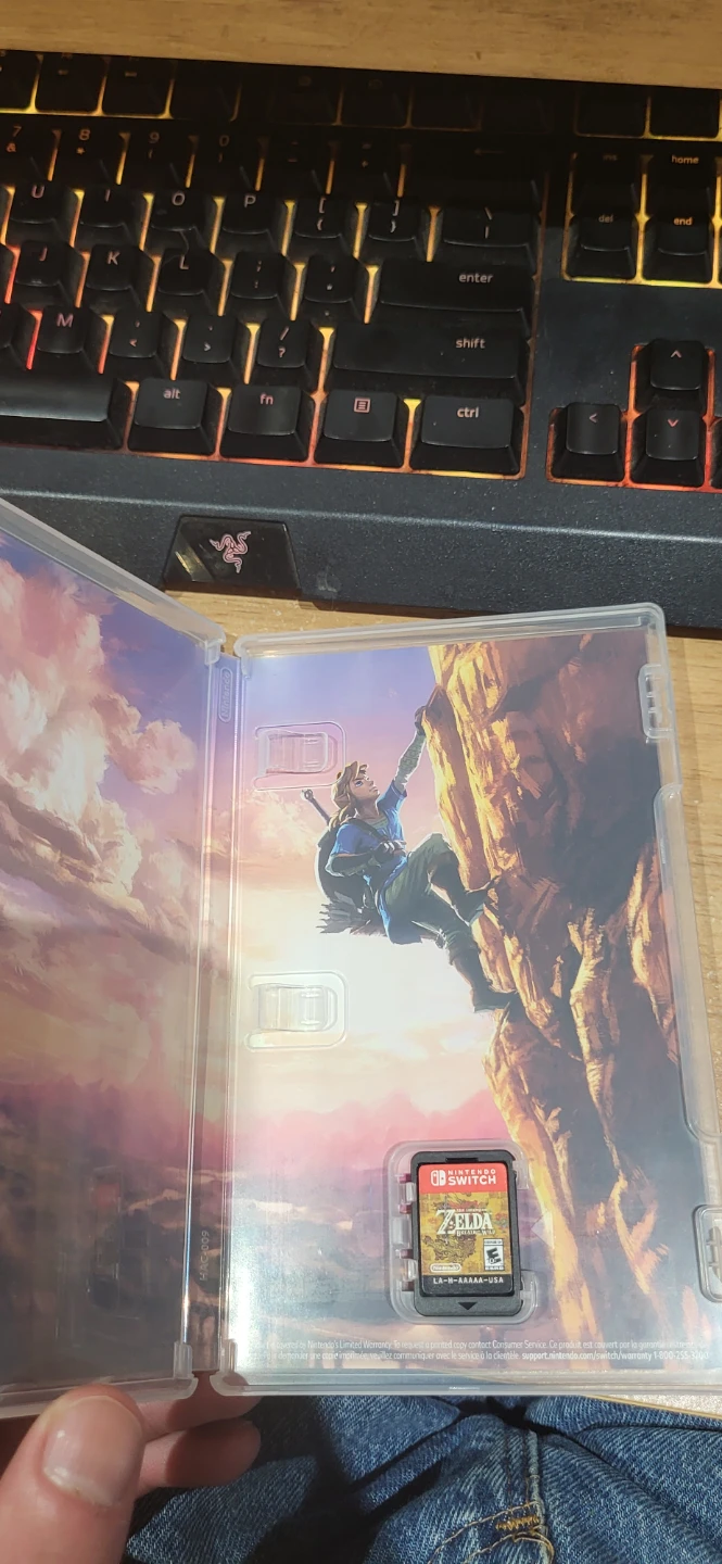 The Legend of Zelda: Breath of the Wild - Nintendo Switch Game - photo 3