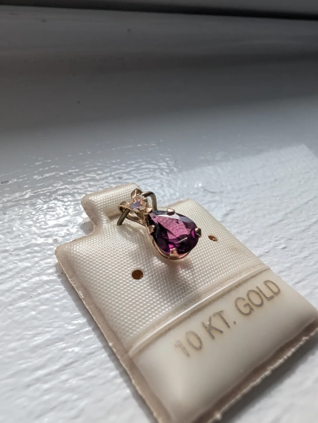 Brand New 10K Yellow Gold Garnet Pendant For Sale - photo 2