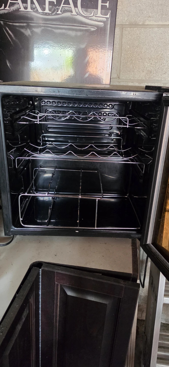 GE Wine Cooler - photo 2