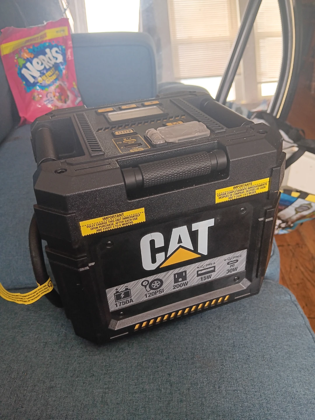 CAT 1750A Jump Starter Power Station