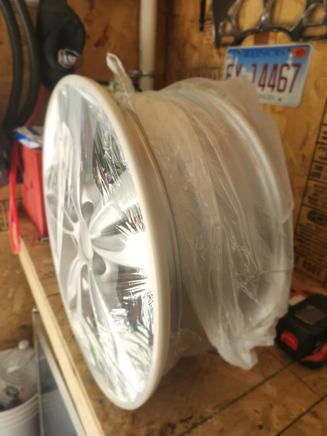 Silver Alloy Wheel - photo 3
