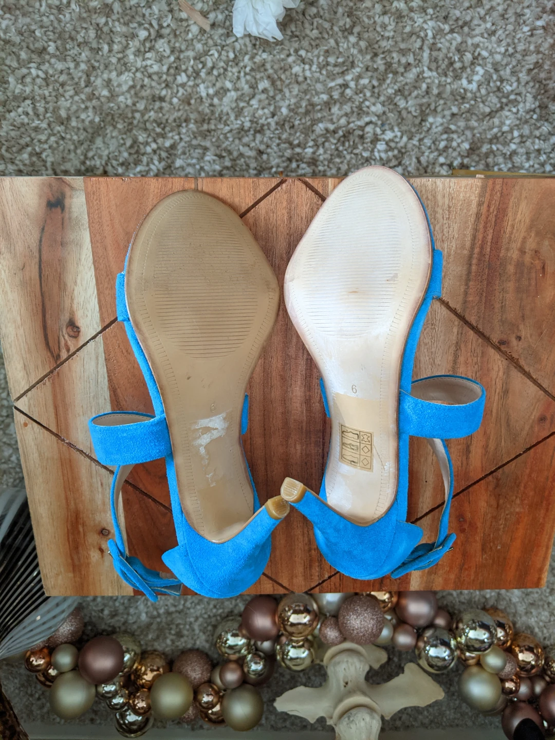 Le Château Blue Suede Strappy Heels Size 6 - photo 4