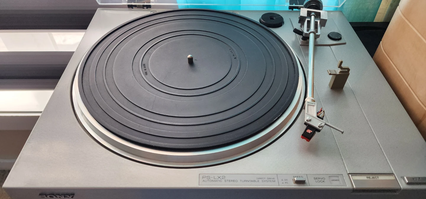 Sony PS-LX2 Automatic Stereo Turntable System - photo 3