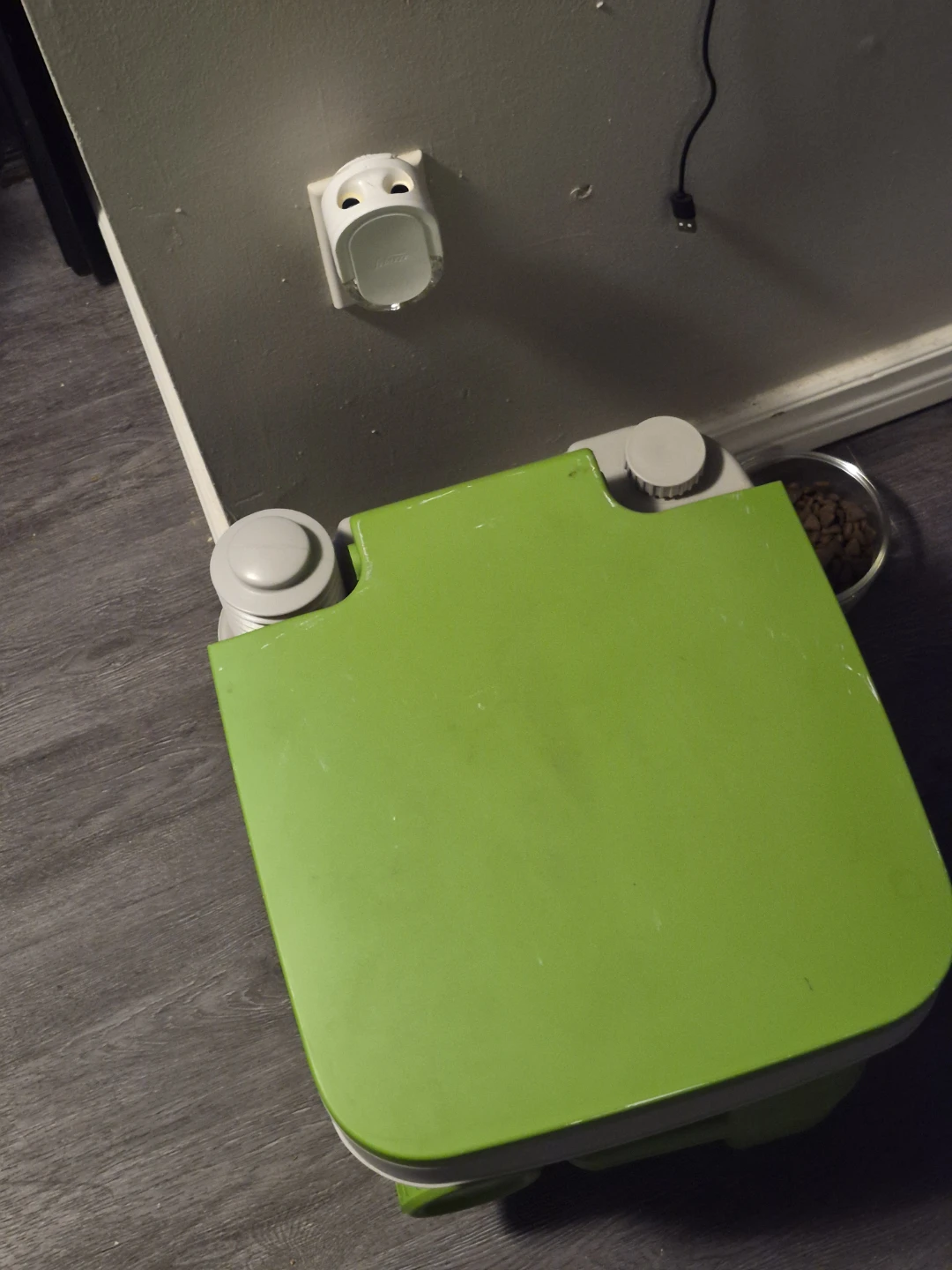 Portable Camping Toilet - photo 2