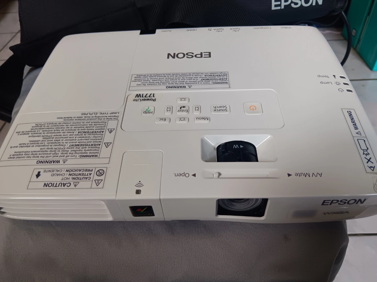 Epson PowerLite 1771W LCD Projector - photo 5