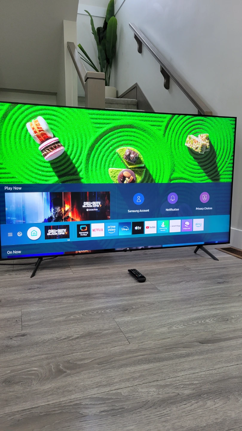43" SAMSUNG 4K UHD CRYSTAL SMART TV