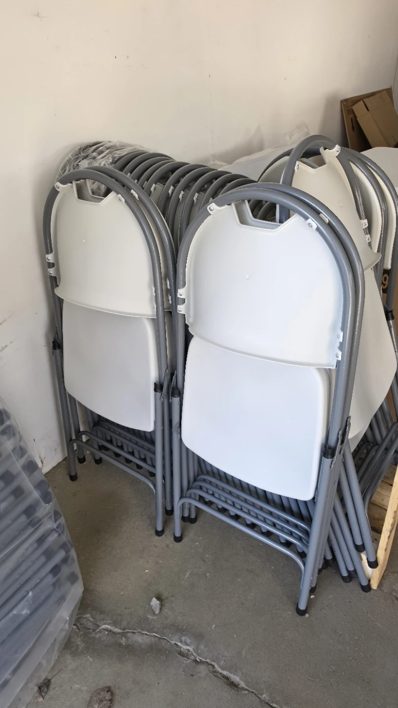 Folding Chair for rent - photo 3