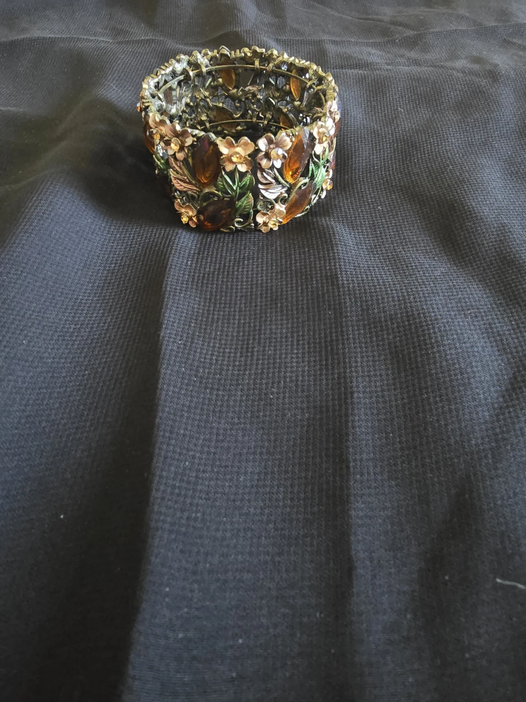Women's Fashion  Bracelet with Amber-Coloured Jewels - photo 3