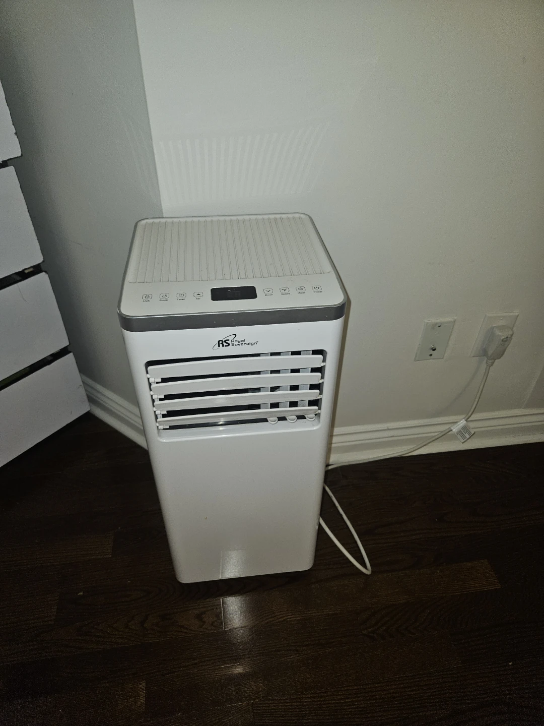 Royal Sovereign Portable Air Conditioner with Hose - photo 3