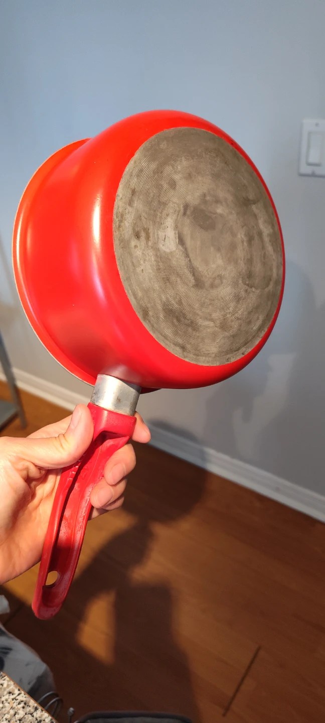 Red Saucepan - photo 3