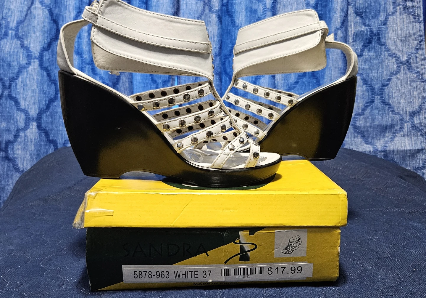 White Studded Wedge Sandals Size 37 - photo 4