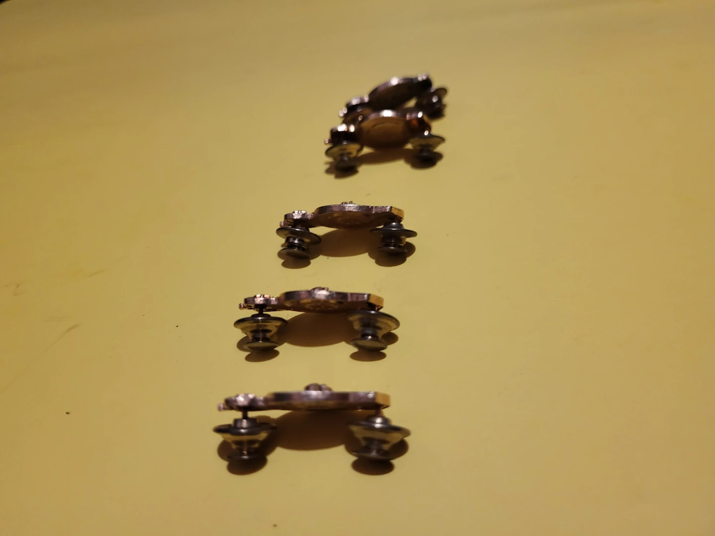 Lot of 5 Canadian Military Engineers Cap Lapel Badges - photo 2