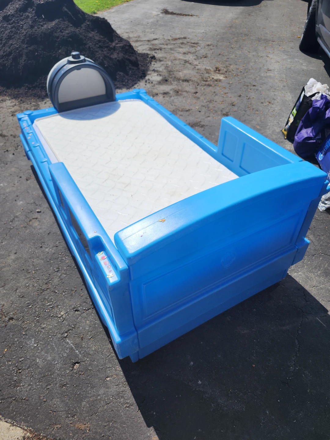 Toddler Thomas the Tank Engine Bed with Mattress - photo 2