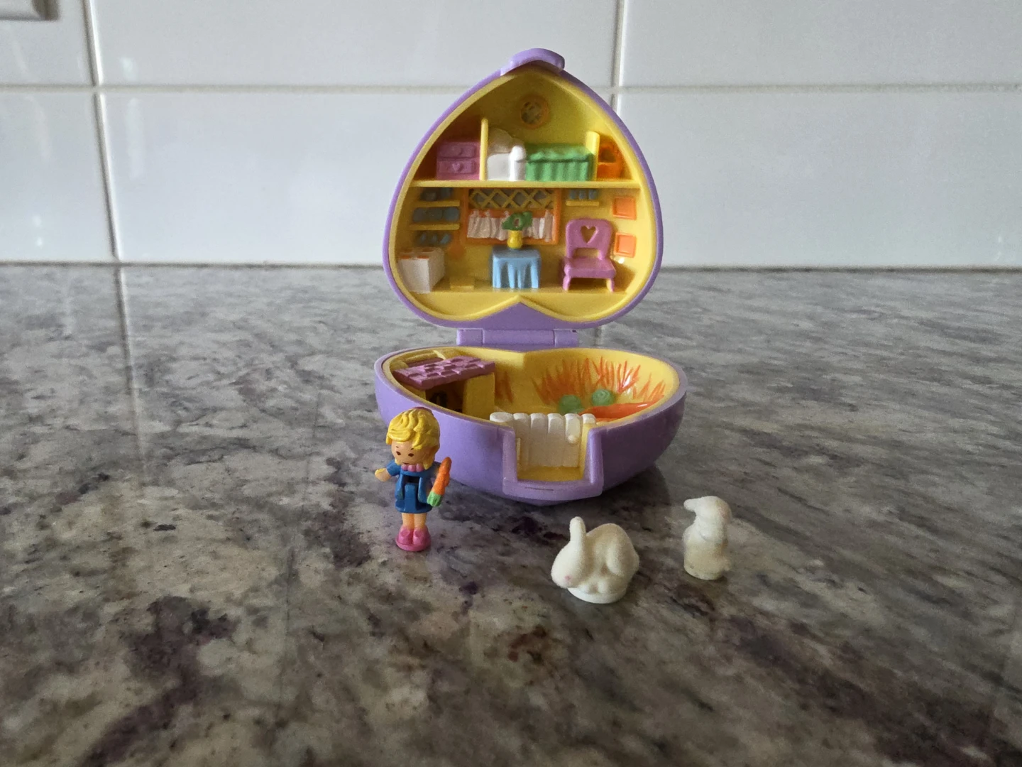 1993 Polly Pocket Pretty Bunnies Playset