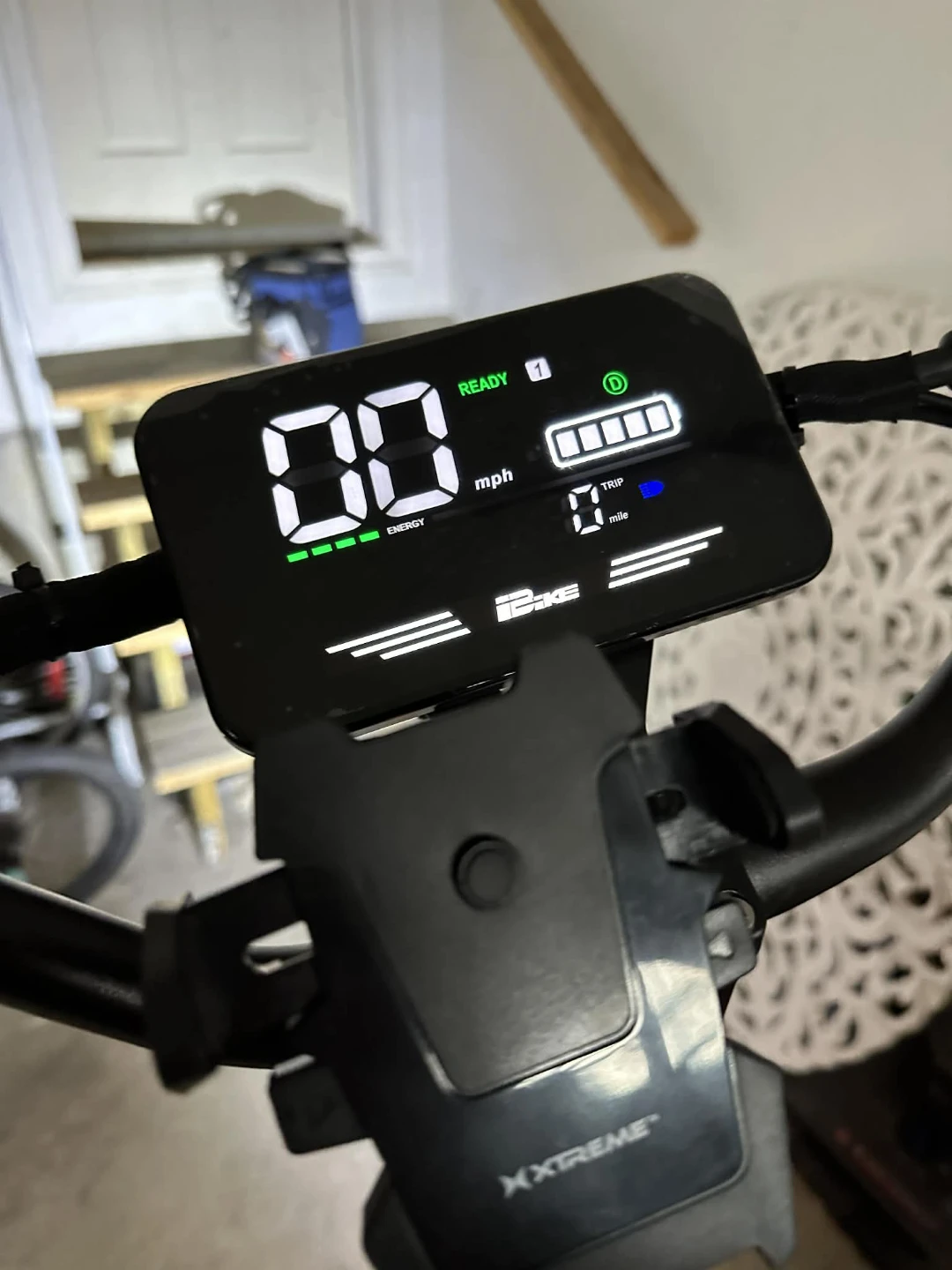 X XTREME ZSNAKE Electric Scooter