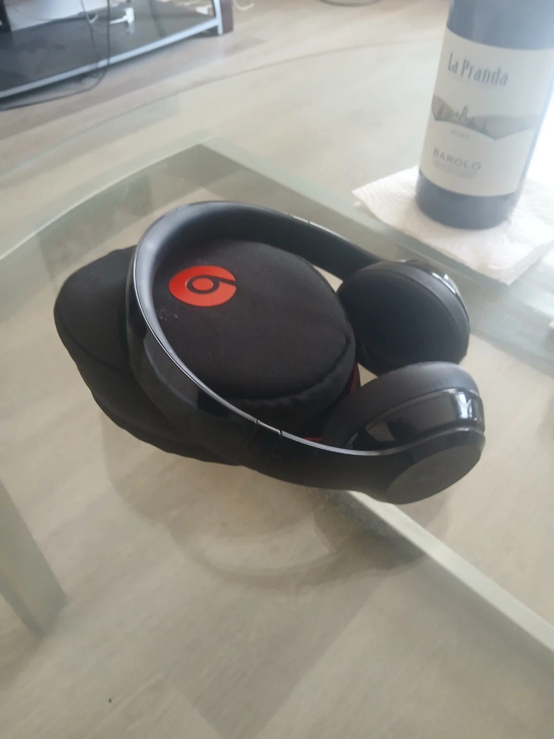 Beats Solo 3 Wireless Headphones - photo 3