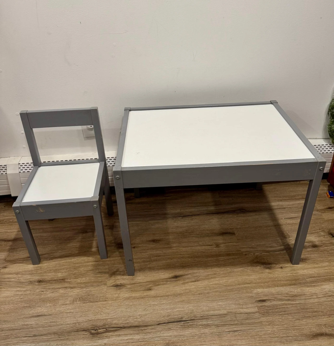 Kids Table and Chair Set - White and Gray