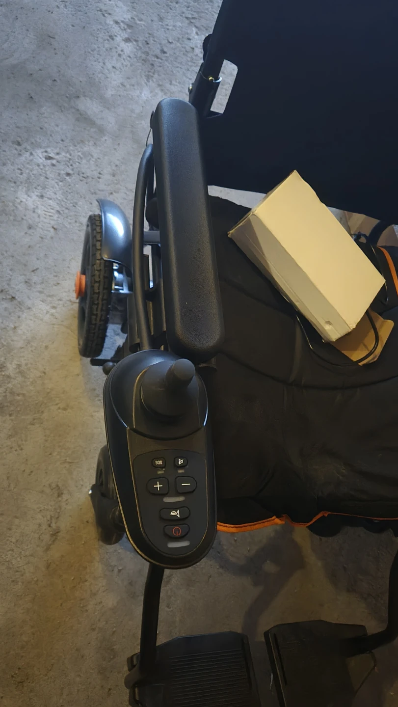 Folding Electric Wheelchair - photo 2