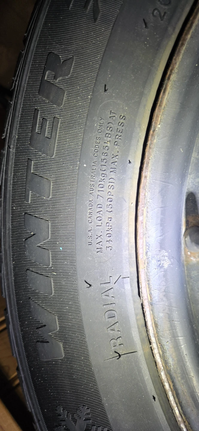 Set of 4 Winter Tires with Rims - photo 5