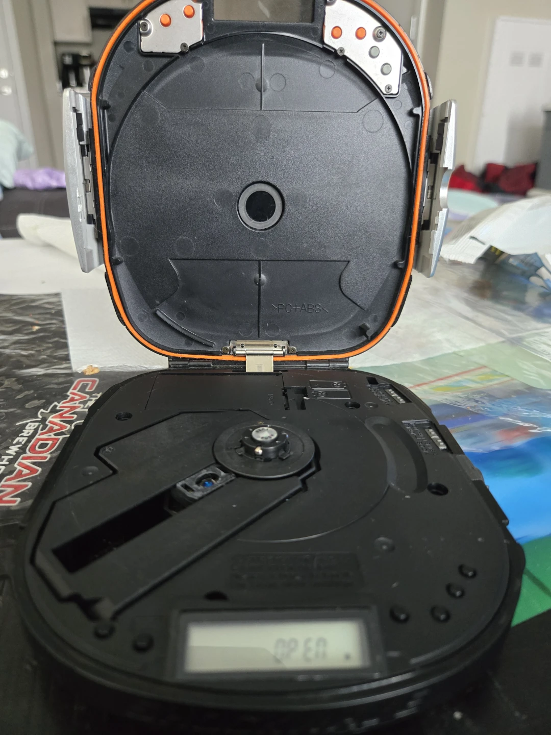 Panasonic Shockwave Portable CD Player SL-SW505 - photo 5