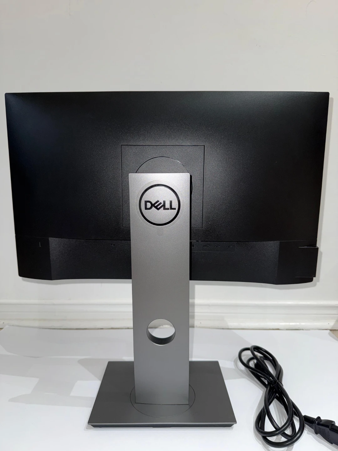 Dell P2219H 22" Monitor - photo 4