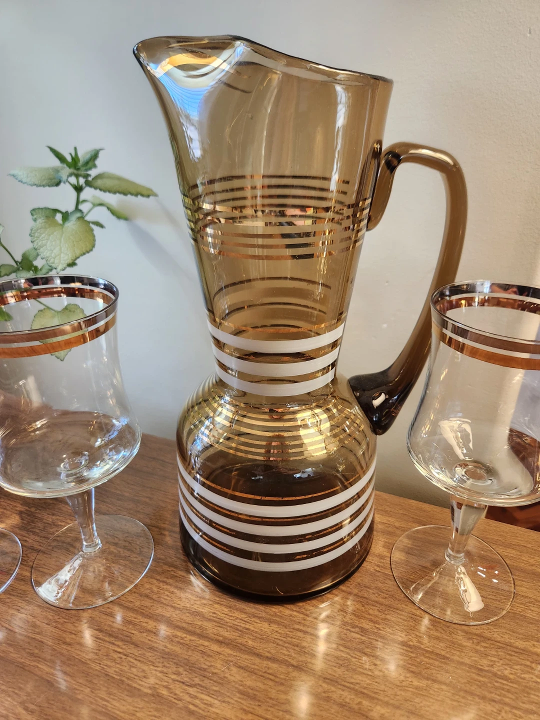 MID CENTURY  Bohemian  Glass Pitcher and 4 Stemmed Glasses Set - photo 3
