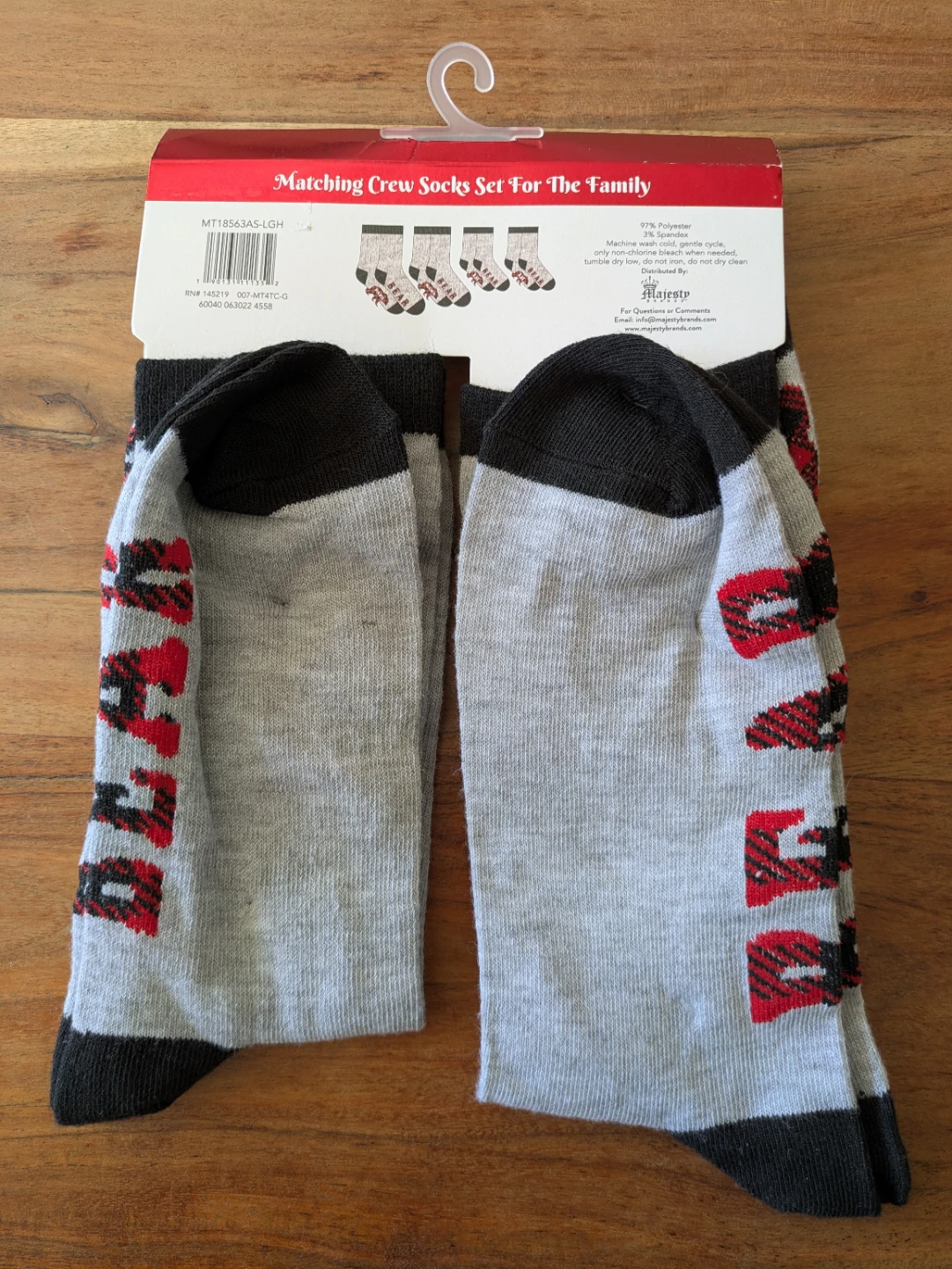 Mistle Toes Matching Crew Socks Set For The Family - 4 Pairs - photo 2