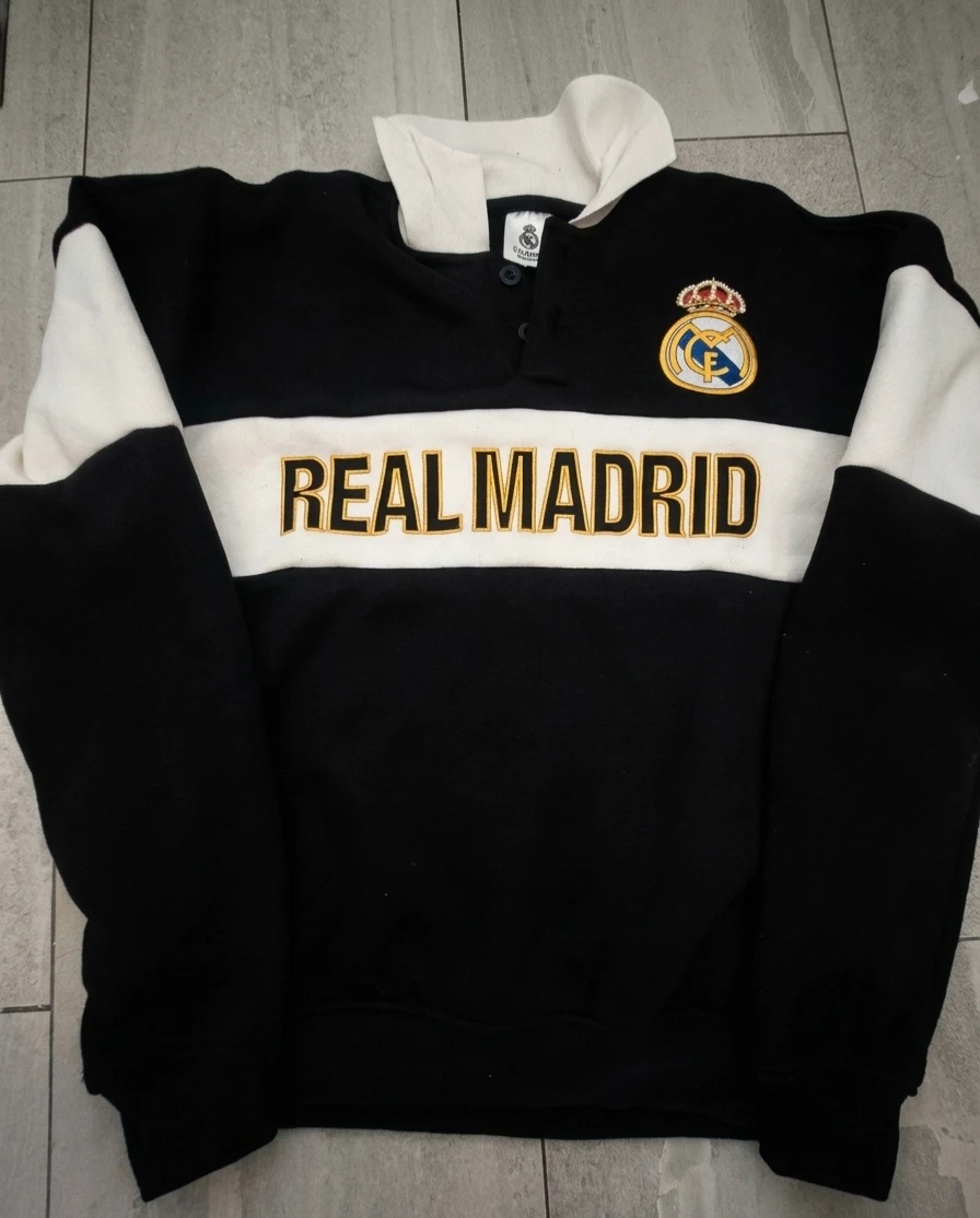 Real Madrid "100% Madridista" Pullover Sweater