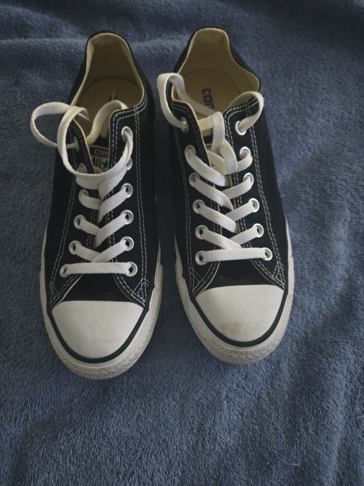 Converse All Star Chuck Taylor Low Top Sneakers 8 1/2 - photo 3