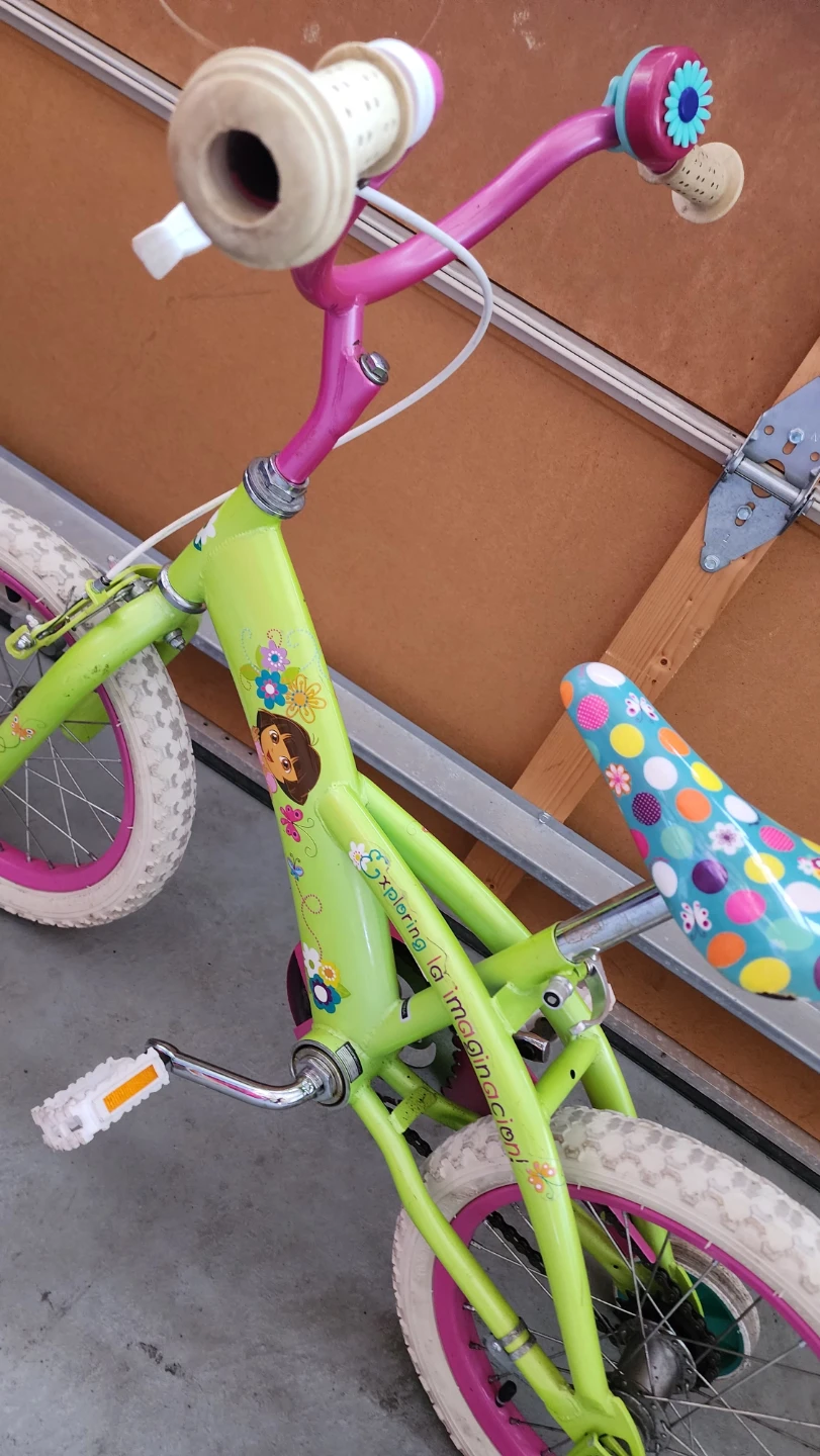 Dora the Explorer Kids Bike - photo 3